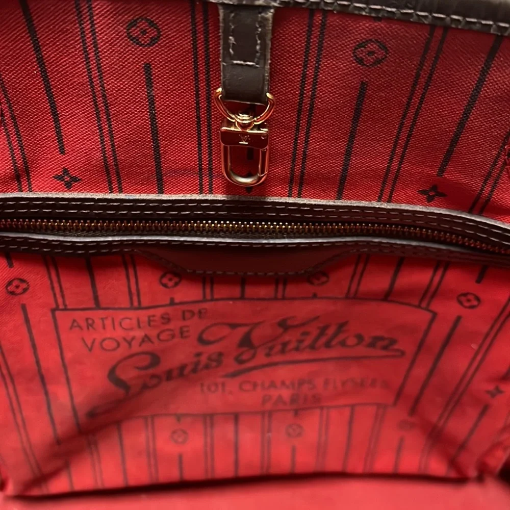 Louis Vuitton Med Neverfull - Picture 7 of 7